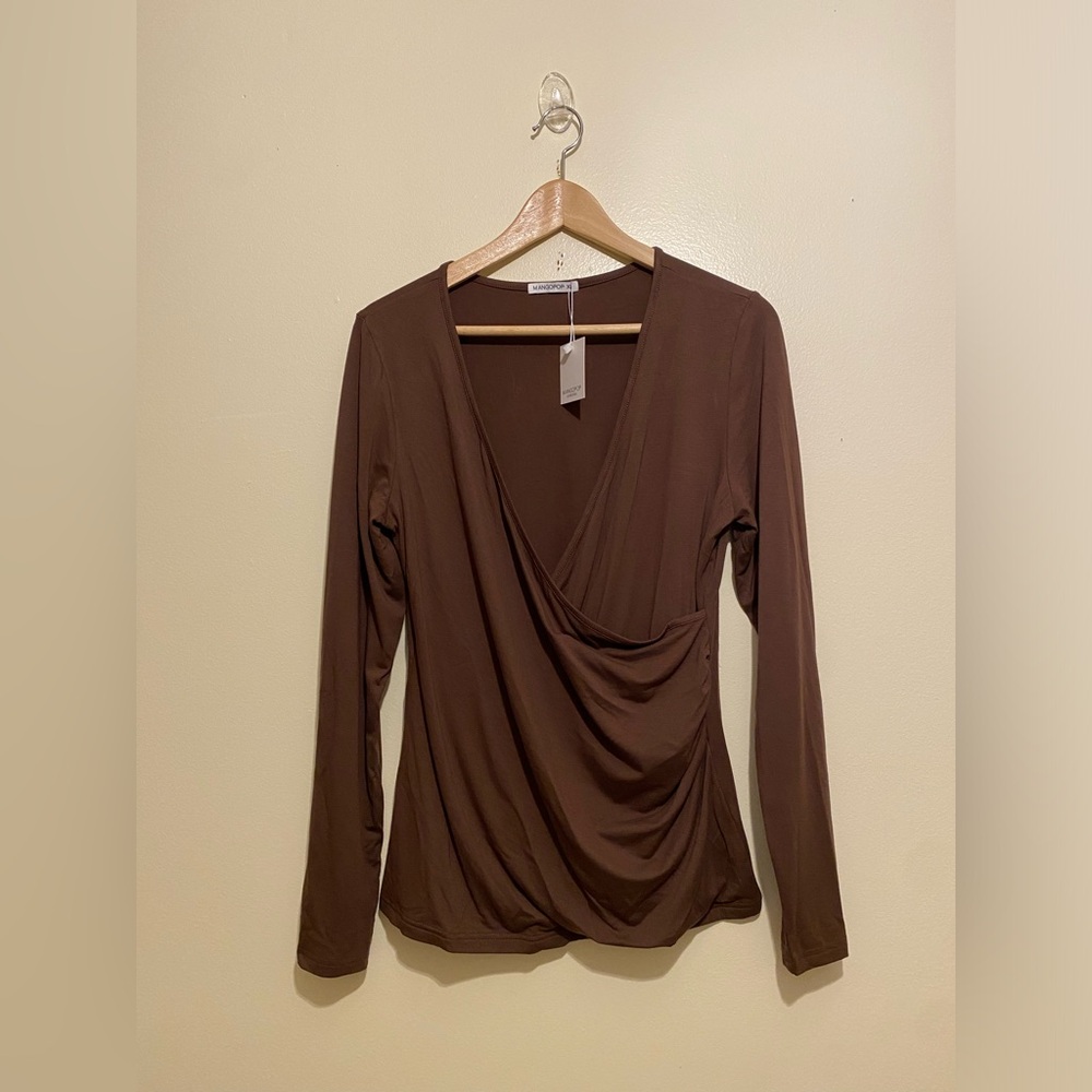 MangoPop Chocolate Brown Drape V-Neck Top. Size XL. New